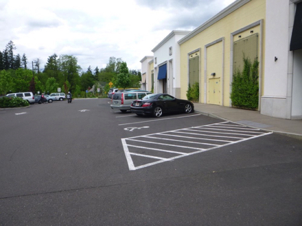 Public parking behind the Nyberg Rivers shopping mall - trail entrance straight ahead